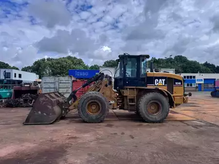 Chargeuse sur pneus 0 Caterpillar 924 G (1)