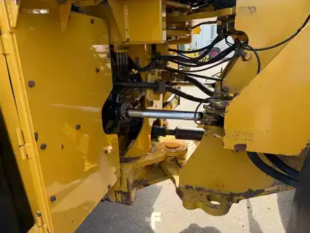 Kolové nakladače 0 Caterpillar 972 M (12)