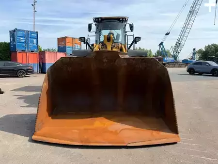 Kolové nakladače 0 Caterpillar 972 M (8)