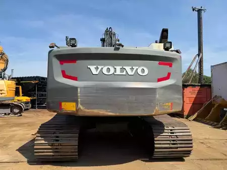 Telakaivinkoneet  0 Volvo EC300EL trimble gcs900 engcon rotortilt 3x bucke (5)