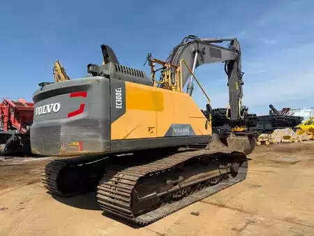 Telakaivinkoneet  0 Volvo EC300EL trimble gcs900 engcon rotortilt 3x bucke (6)