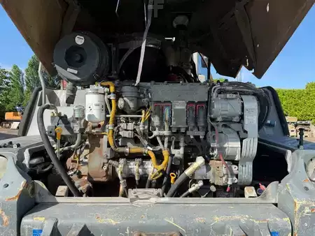 Ładowarki kołowe 0 Liebherr L 556 (9)