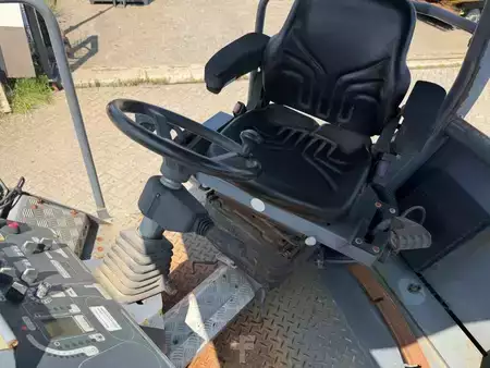 Tandemové válce 0 Hamm HD 75 (10)