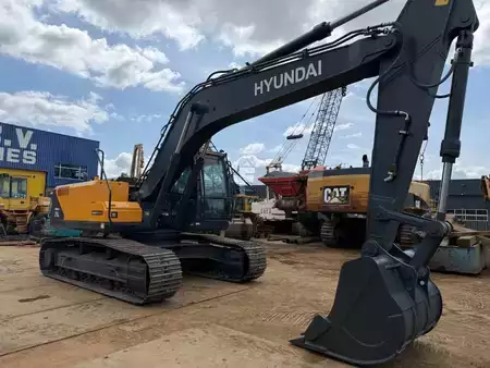 Excavadoras de cadenas 0 Hyundai R215L (7)