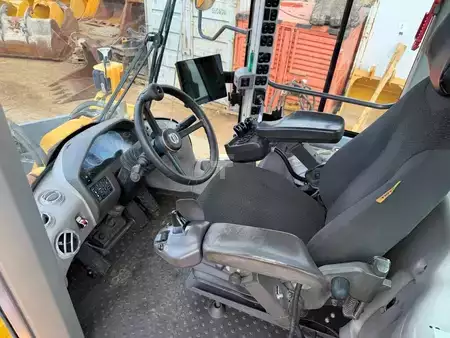 Kolové nakladače 0 Volvo L220H ( PERFECT CONDITION ) (14)