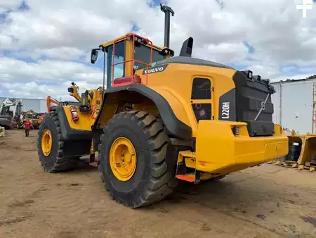 Kolové nakladače 0 Volvo L220H ( PERFECT CONDITION ) (3)
