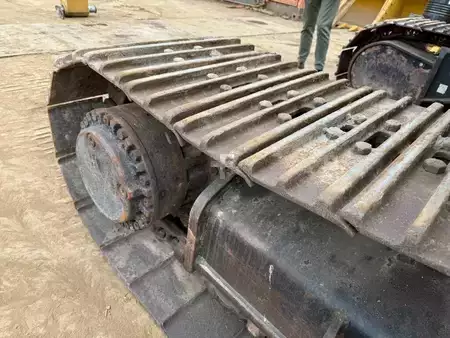 Kedjegraver 2006 Caterpillar 324 D L (13)