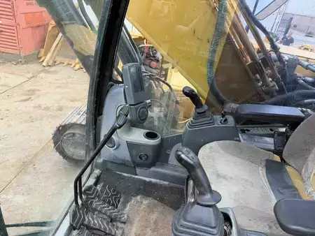 Kedjegraver 2006 Caterpillar 324 D L (19)