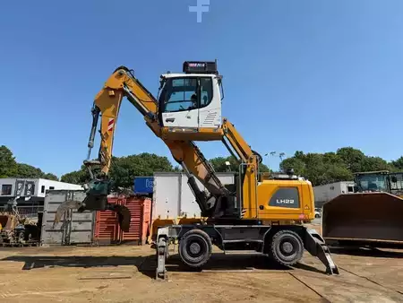 Pelle de manutention 2019 Liebherr LH 22 M (1)