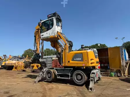 Pelle de manutention 2019 Liebherr LH 22 M (3)