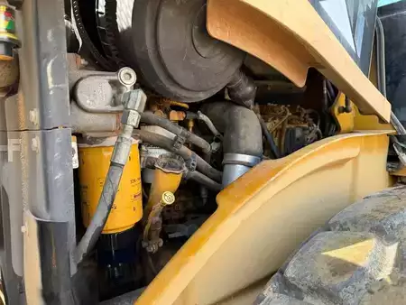Single drum compactors 2010 Caterpillar CP 76 (10)