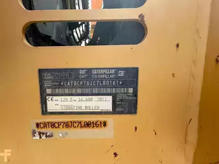 Sestavy válců 2011 Caterpillar CP 76 (12)