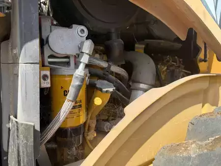 Sestavy válců 2011 Caterpillar CP 76 (8)