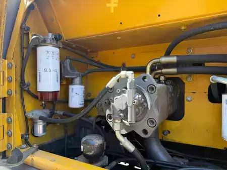 Escavadora de rastos 2012 Volvo EC 250 D L (15)
