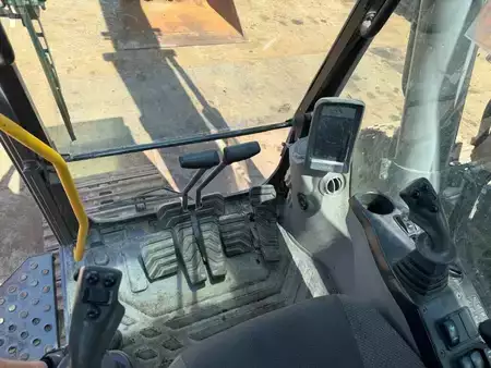 Escavadora de rastos 2012 Volvo EC 250 D L (19)