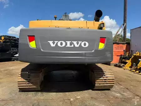 Escavadora de rastos 2012 Volvo EC 250 D L (4)