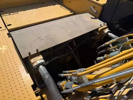Kettenbagger 2015 Caterpillar 336 F L (16)