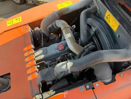 Escavatori gommati 2006 Hitachi ZX 130 W (11)