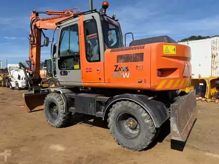 Escavatori gommati 2006 Hitachi ZX 130 W (3)