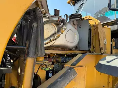 Ładowarki kołowe 2015 Caterpillar 950 M (13)