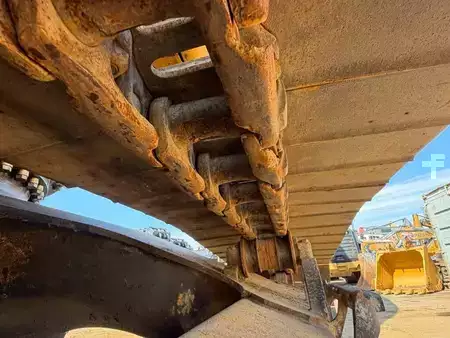 Outro 2006 Caterpillar 325 D L LONG REACH 18M (8)