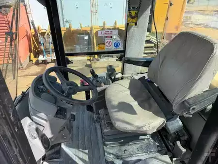 Single drum compactors 2012 Caterpillar CP 76 (13)