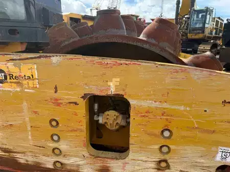 Single drum compactors 2012 Caterpillar CP 76 (6)