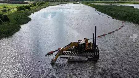 Korečková rýpadla 0 Caterpillar 320 amphibious excavator bigfloat swampbuggy (10)