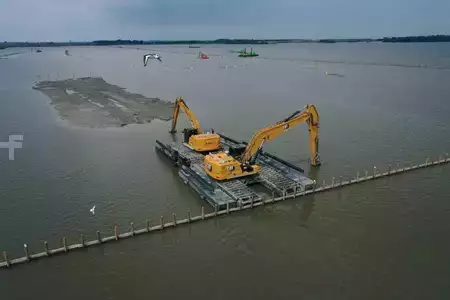 Korečková rýpadla 0 Caterpillar 320 amphibious excavator bigfloat swampbuggy (5)