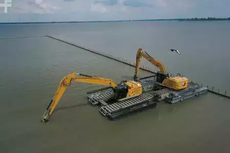 Korečková rýpadla 0 Caterpillar 320 amphibious excavator bigfloat swampbuggy (7)