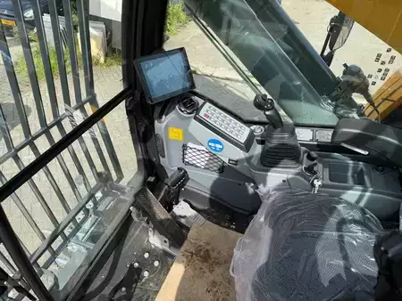 Rehandling Excavators 2025 Liebherr LH 26 M LINTRONIC ( UNUSED NEW ) (14)