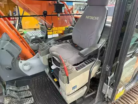 Rupsgraafmachines 2015 Hitachi ZX 350 LC-5B (19)