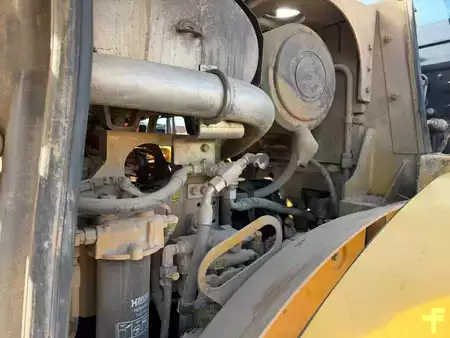 Kolové nakladače 2010 Caterpillar 950 H (11)