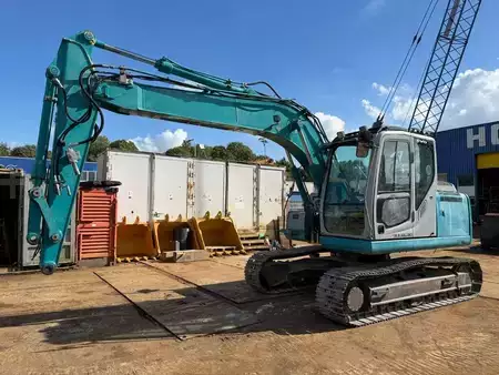 Pelles sur chenilles 2012 New Holland Construction E 135 B (2)
