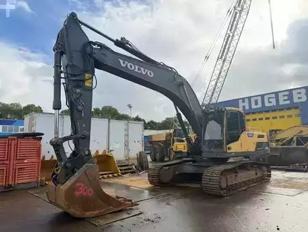 Korečková rýpadla 2014 Volvo EC 300 D L (2)