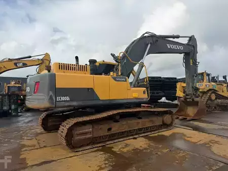 Korečková rýpadla 2014 Volvo EC 300 D L (6)