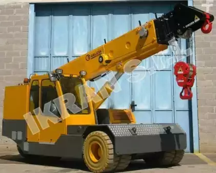 Mobil daruk 0 Galizia GF300 (1)