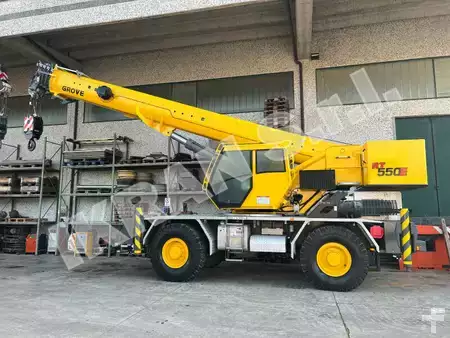 Mobilní jeřáby 2014 Grove RT550E (2)