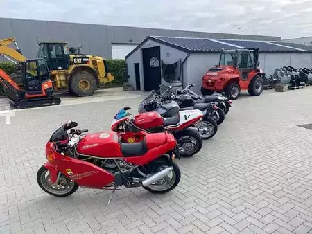 Kolové nakladače 2016 Ducati 996S (8)