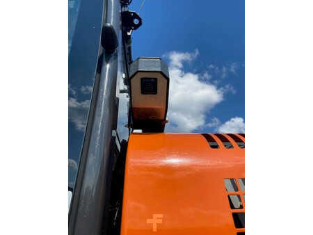 Escavadora de rastos 2020 Hitachi 135US-6 (15)