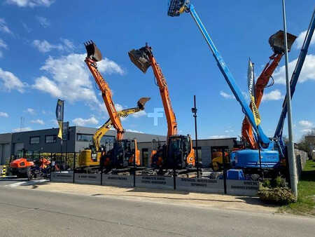 Escavadora de rastos 2020 Hitachi 135US-6 (24)