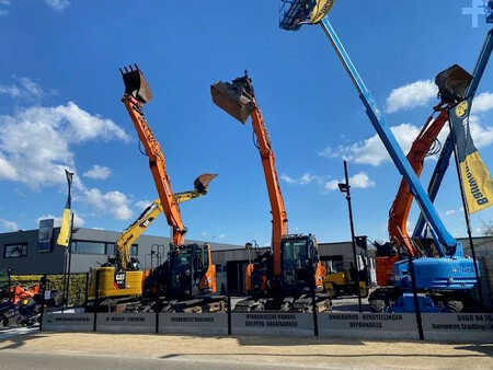 Escavadora de rastos 2020 Hitachi 135US-6 (25)