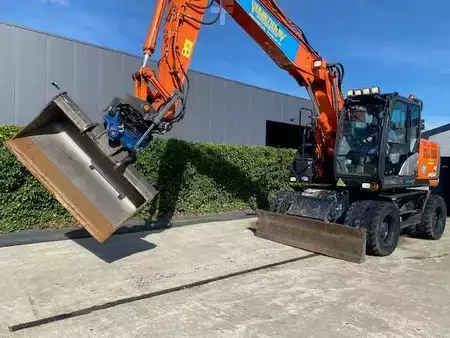 Pyöräkaivinkoneet  2019 Hitachi ZX 140 W-6 (16)