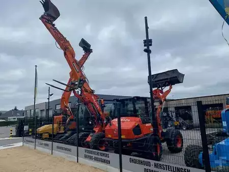 Wielladers 2018 Kubota R 065 (26)