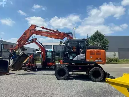 Escavadora de rastos 2020 Hitachi ZX 135 US-6 (20)