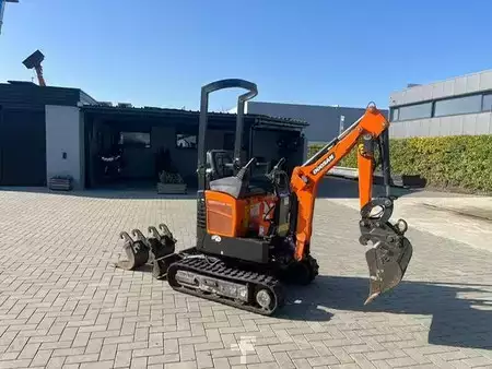 Minikaivinkoneet 2022 Doosan DX 10 Z (3)