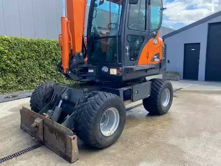 Mini pelle 2015 Doosan DX 55 W (11)
