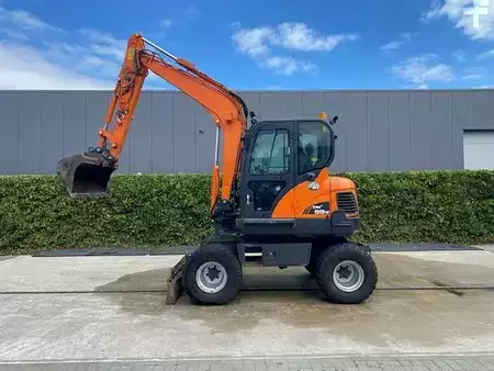 Mini pelle 2015 Doosan DX 55 W (23)