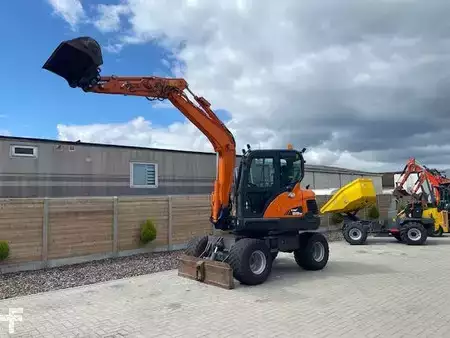 Mini pelle 2015 Doosan DX 55 W (3)
