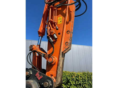 Mobil grävmaskin 2015 Hitachi 140W-5B (12)
